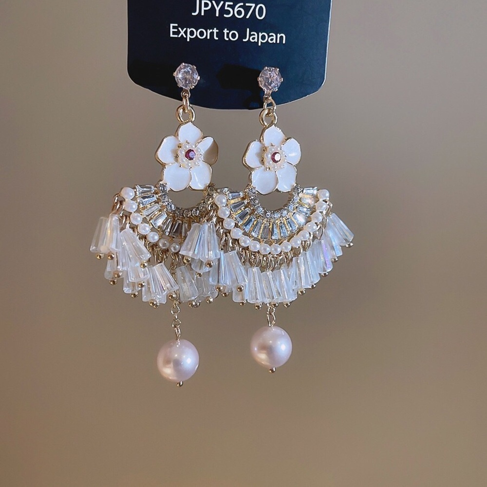 Delicate White Floral Pearl Drop Earrings - Gold Accent
